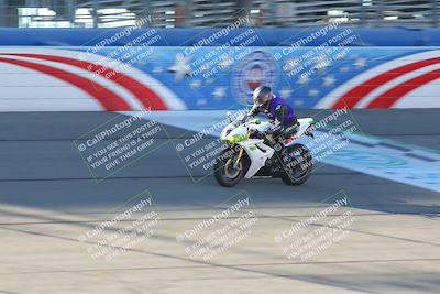 media/Nov-26-2022-Fastrack Riders (Sat) [[b001e85eef]]/Level 1/Session 1 Front Straight/